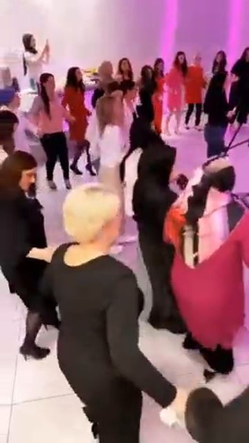 Beautiful Traditional Turkish Wedding Dance 💃 #shorts смотреть онлайн