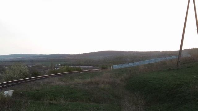 Вечерний поезд. Тепловоз 2ТЭ10Л-2077Б А Луганка Бессарабка [CFM] Diesel locomotive 2TE10L-2077B A смотреть онлайн