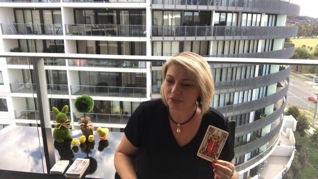 ВОДОЛЕЙ - ТАРО прогноз на МАЙ 2019 года от ANGELA PEARL смотреть онлайн