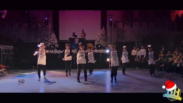 GRASS HOPPERS - STAR CIRCLE (1 PRO) смотреть онлайн