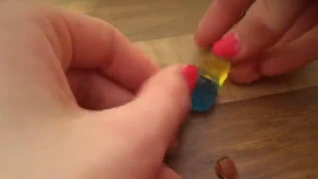 Minion eating challenge!? | Sew cool смотреть онлайн