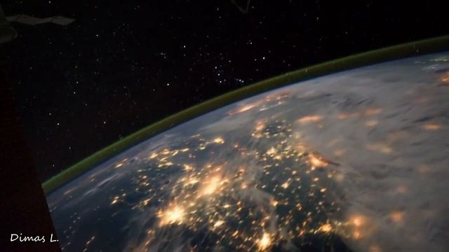 Miss Li. Space Ship. смотреть онлайн