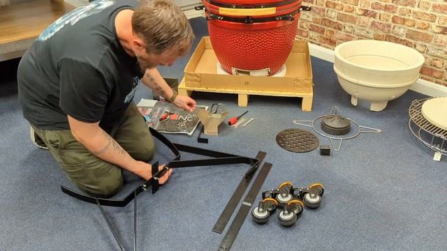 How To ASSEMBLE KAMADO GRILL - Kamado BONO Grill Assembly Episode 3 смотреть онлайн