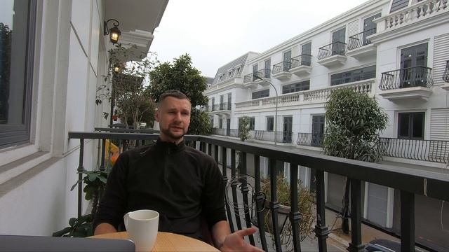 10 лет не бухаю. Архивные кадры смотреть онлайн