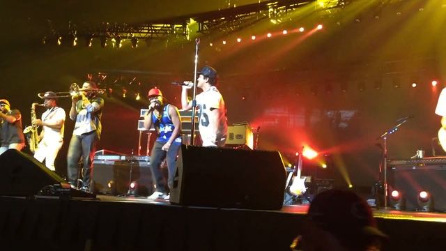 Bruno Mars - Treasure @ #ciscogsx смотреть онлайн