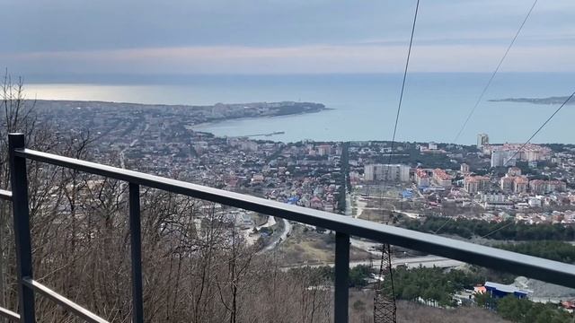 Геленджик. Тропа Здоровья #геленджик #терренкурмаркотх #геленджиксегодня #пешиепрогулки смотреть онлайн