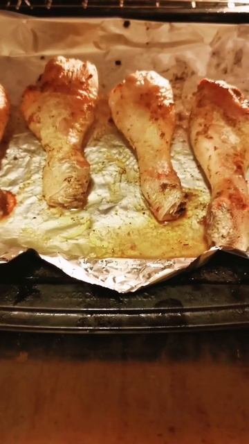 OVEN GRILLED CHICKEN #shorts #shortsfired #youtubeshorts #vlogster #chicken #grilled #oven смотреть онлайн
