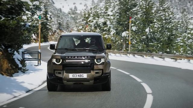 2020 Land Rover Defender revealed: detailed walk-around of rugged 4x4 | Autocar смотреть онлайн