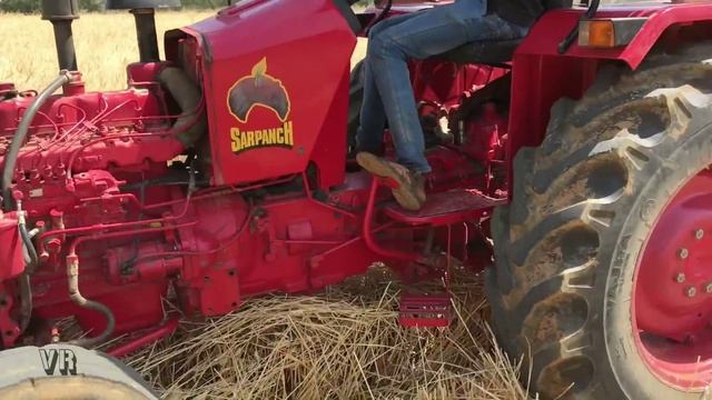 OMG ! Mahindra 475 Di with Straw Reaper machine working very smoothly смотреть онлайн