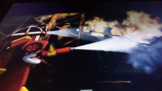 Робокар Поли. Страшный пожар на складе в порту города Брумс.