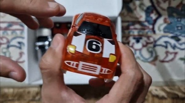 Машинки старые!