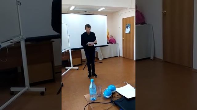 Занятие в клубе китайского языка «ЗДРАВСТВУЙ, ДРУГ!» смотреть онлайн