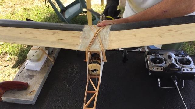 PAW 1.49 c.c diesel Powered "Mills Bomb" 3 channel R/C aircraft смотреть онлайн