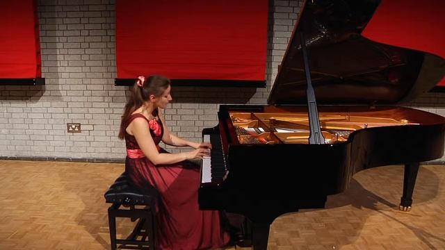 Stravinsky Piano Sonata (1924), 2nd movement - Olga Paliy смотреть онлайн