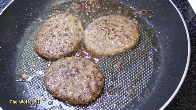 Family Dollar RESTAURANT QUALITY Double Quarter Pounder with Cheese!?!? смотреть онлайн