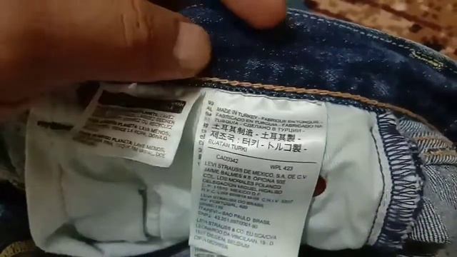 Levi's 501 Original Ripped