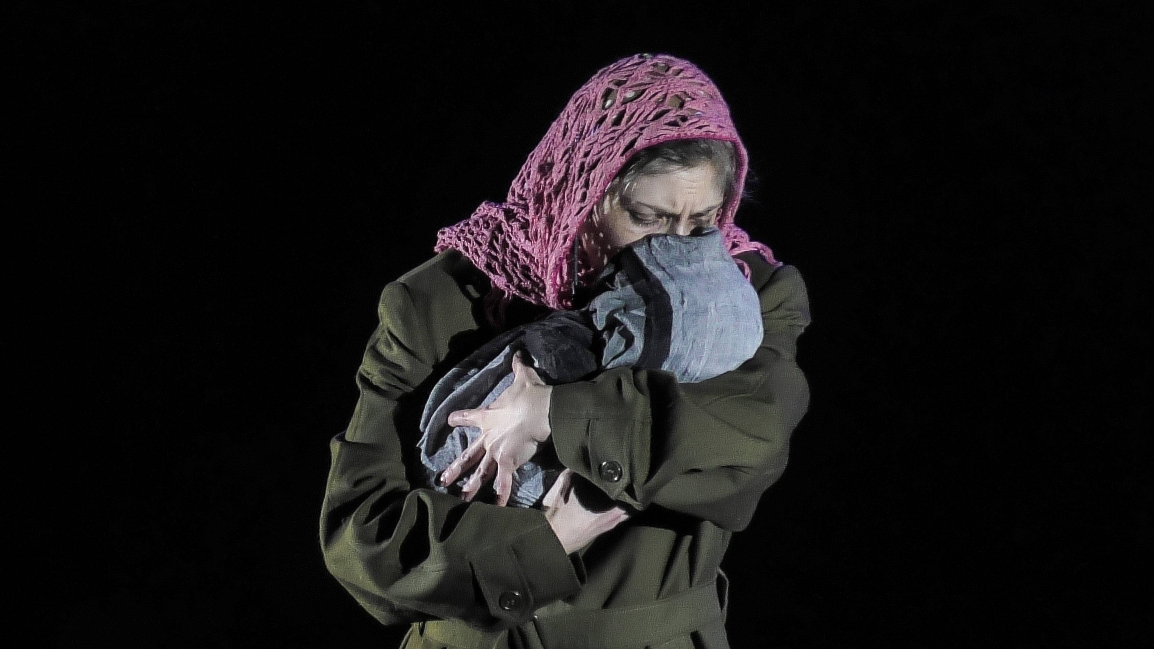 Молодежь Волжского познакомилась с новым проектом из цикла «Живые уроки истории» смотреть онлайн