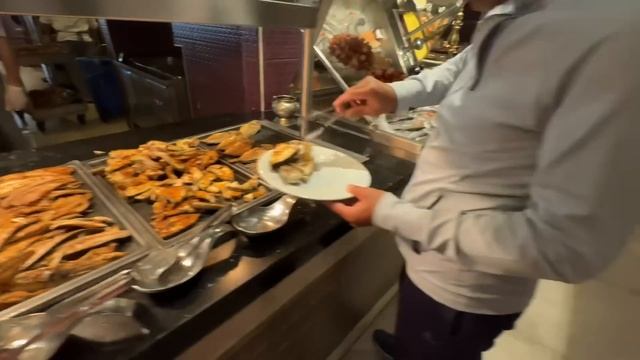 😳СПЕЦИАЛЬНО ПРИШЛИ ПОРАНЬШЕ НА УЖИН, ЧТОБЫ СМОГЛИ НАЙТИ МЕСТО. УЖИН В ОТЕЛЕ SWANDOR TOPKAPİ PALACE