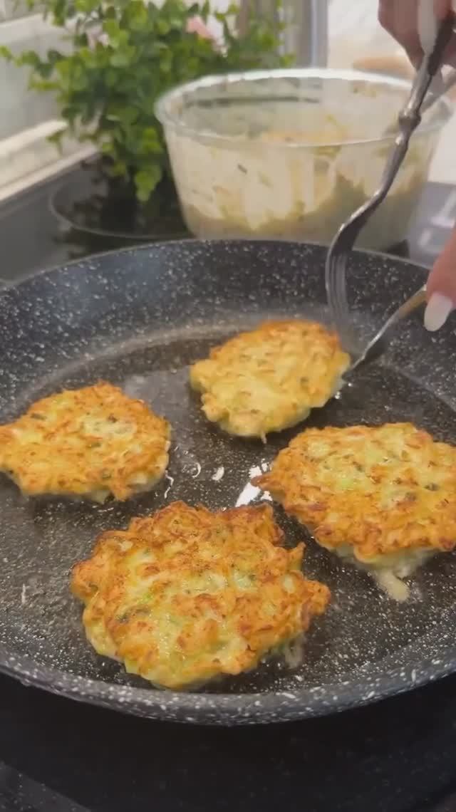 Рубленные котлетки с овощами! Очень Вкусно! Рецепт от Моей подруги! Попробуйте - это ОЧЕНЬ ВКУСНО! смотреть онлайн