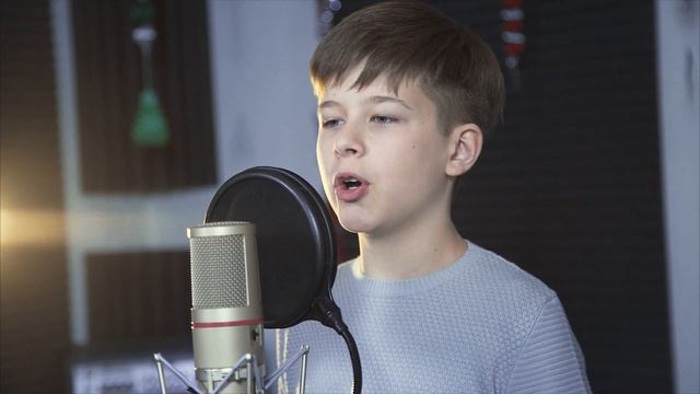 Лучшая новогодняя песня! С новым годом 2017! смотреть онлайн