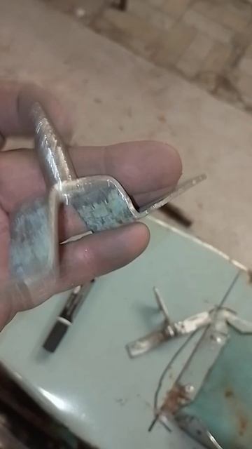 Восстановил фурнитуру корыта #своимируками #мото #ремонт #иж #мотоцикл #юпитер #сделайсам #самоделк смотреть онлайн