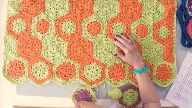 Star Crochet Hexagons: Hexagon Crochet Series Part 3 with Jane Czaja (Taster Video) смотреть онлайн