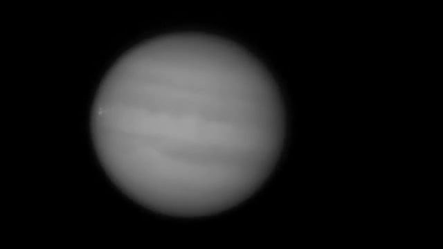 Jupiter was hit by a giant asteroid 2012 09 11 смотреть онлайн