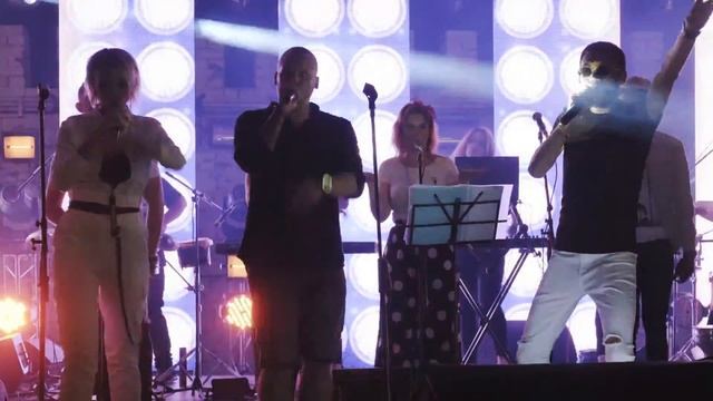 Mark Ronson - Uptown Funk ft. Bruno Mars (Rivertime-show cover) смотреть онлайн