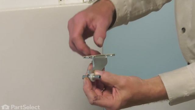 Whirlpool Refrigerator Repair - How to Replace the Center Door Hinge (Whirlpool # WP2254618) смотреть онлайн