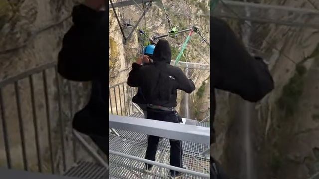 Мир горца  в прямом эфире! Прыжки с тарзанки 🔥🔥