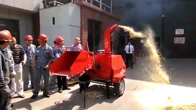 2022 factory Direct selling 40 hp diesel wood chipper machine price for sale смотреть онлайн