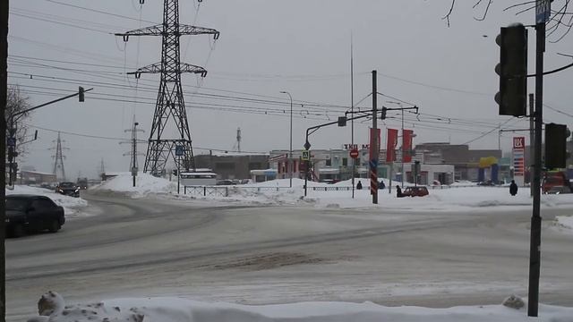 Тест объектива Yongnuo YN 35mm F2: обратите внимание на фокусировку во время эксплуатации