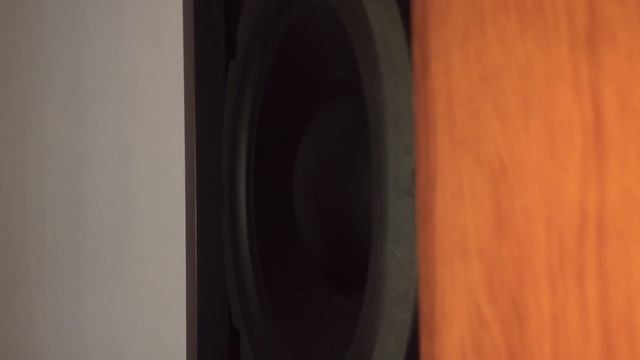 Como configurar tus parlantes frontales en caso de no tener un subwoofer смотреть онлайн
