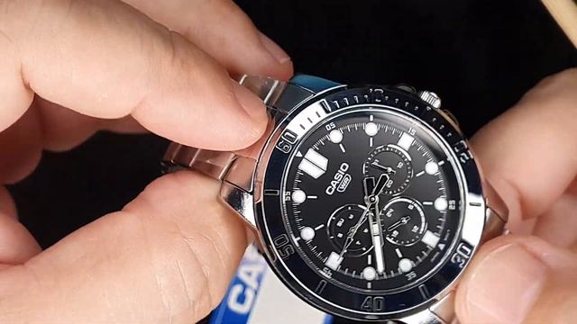 CASIO MTP-VD300D-1E смотреть онлайн