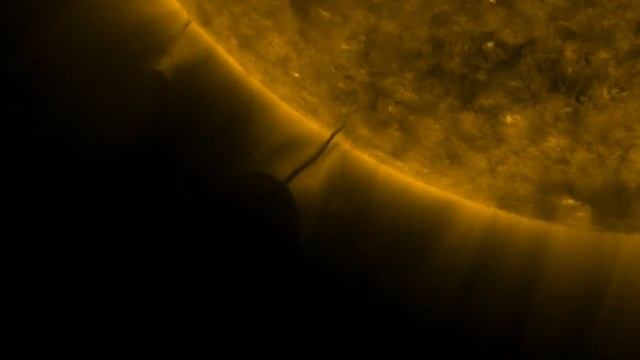 The huge, giant UFO on the sun! смотреть онлайн