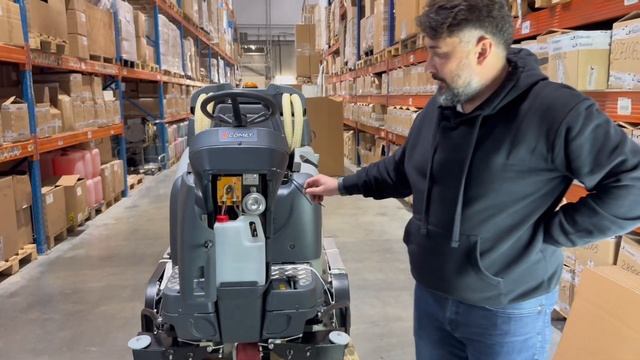 Поломоечная машина Comet CRS 85 смотреть онлайн