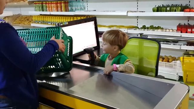 Город профессий - кассир в супермаркете, Киев, Art Mall ч.7 смотреть онлайн