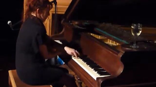 Lorna Stevens - "Cometa" смотреть онлайн