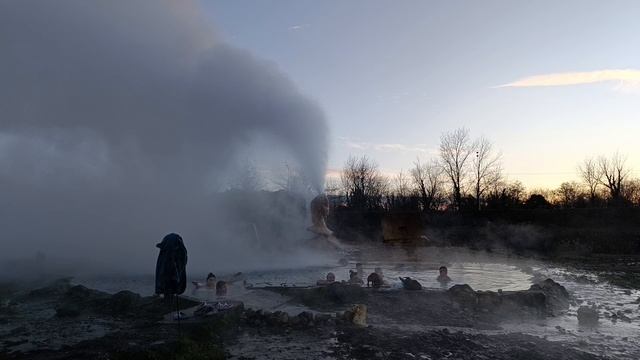 Горячий источник возле Очамчиры смотреть онлайн