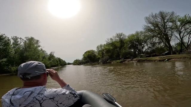 Рыбалка в Астраханской области. Весна 2024г. смотреть онлайн