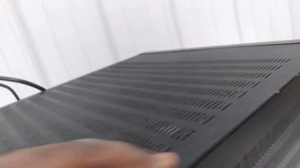 Massive Harman Kardon Stereo Receiver AVR-7000