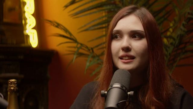 Dead Blonde: «Для них я недостойна фита со Славой КПСС» смотреть онлайн