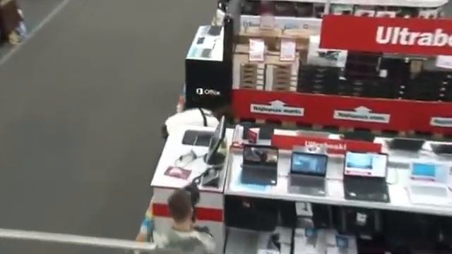 150 sekund po darmowe zakupy Media Markt uzbierał 255 376zł смотреть онлайн
