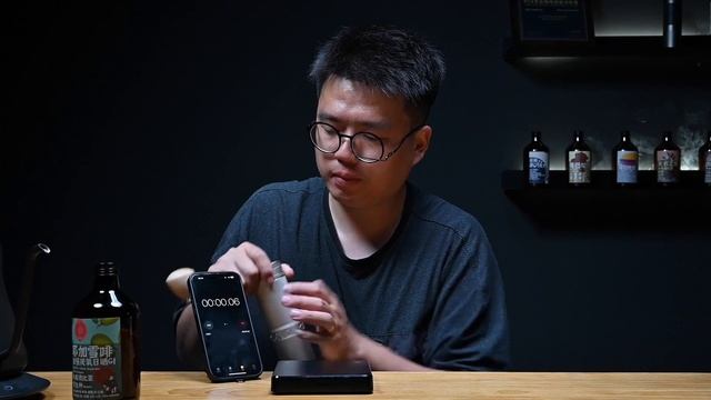 MAVO幻刺Pro手搖磨豆機開箱測評！MAVO PHANTOX Pro Hand Grinder Review! | 摸豆人咖啡研究所 смотреть онлайн