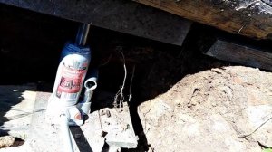 Как поднять сруб домкратом без разрушения постройки