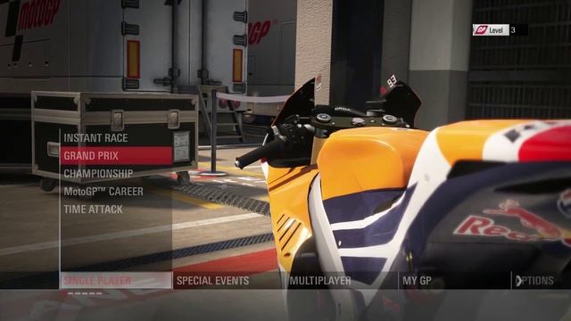 Обзор игры MotoGP 2015. Часть 2. Гонки на знаменитых трассах: днем, ночью, в дождь и посуху смотреть онлайн