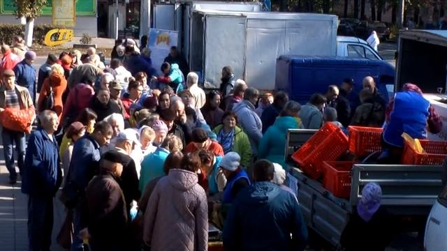 В ЖЕЛЕЗНОГОРСКЕ ПРОШЛА С/Х ЯРМАРКА смотреть онлайн