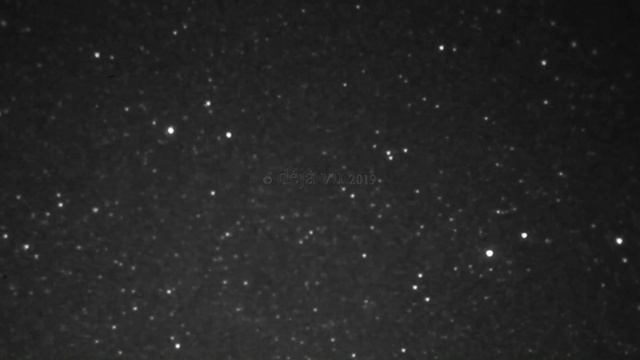 Night Vision Filming of Flashing Object in Cygnus смотреть онлайн