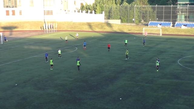 Чемпионат по футболу 8х8. ФК Комета 2-3 ФК Двор 1 смотреть онлайн