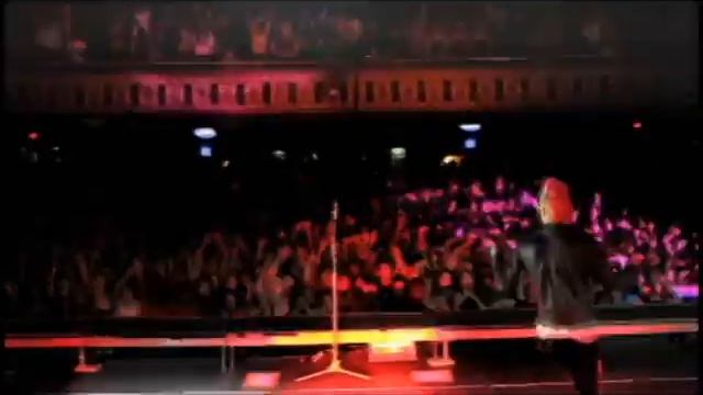 30 Seconds To Mars Closer To The Edge/This Is War.avi
